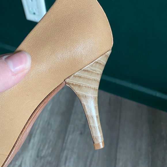 Beige Tory Burch pumps - Picture 6 of 7